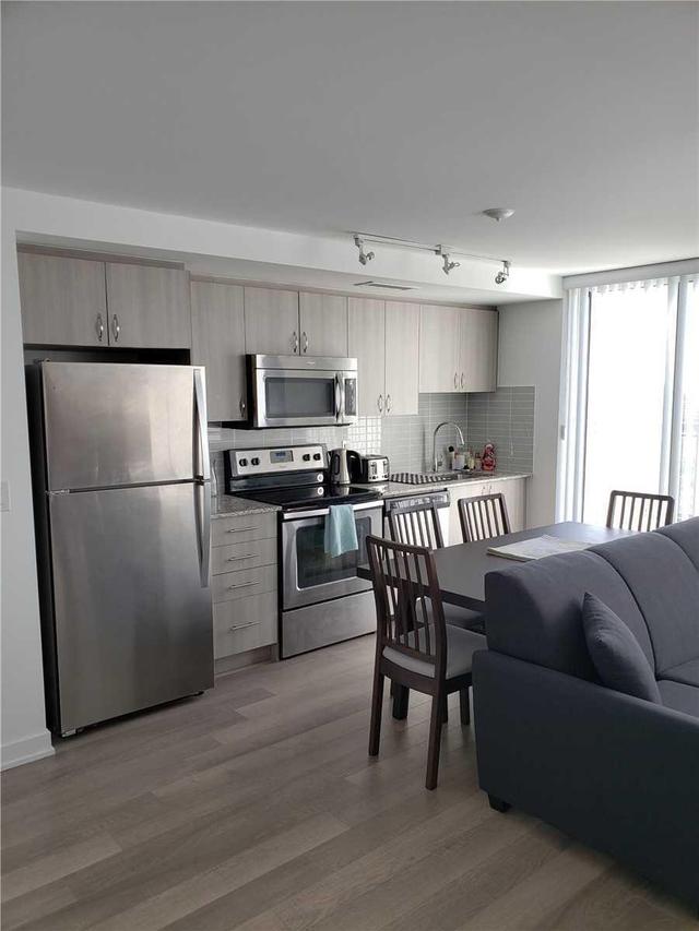 16 Mcadam Ave, Condo with 2 bedrooms, 2 bathrooms and 1 parking in Toronto ON | Image 5
