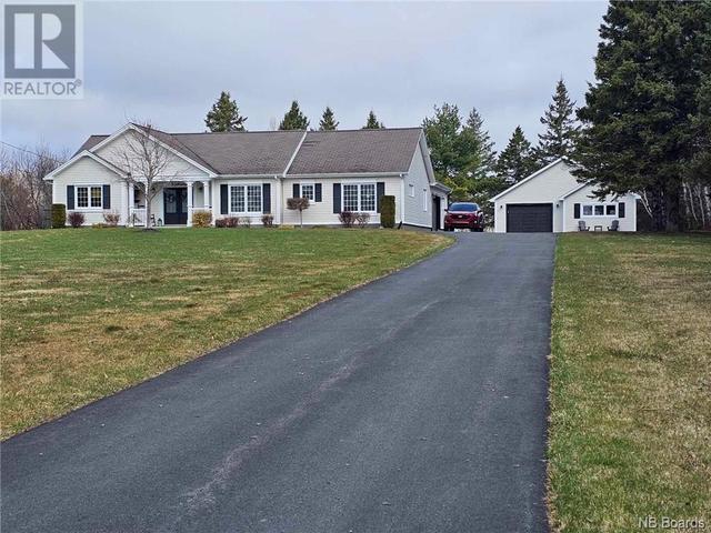 3294 Route 180, House detached with 3 bedrooms, 2 bathrooms and null parking in Bathurst NB | Image 5