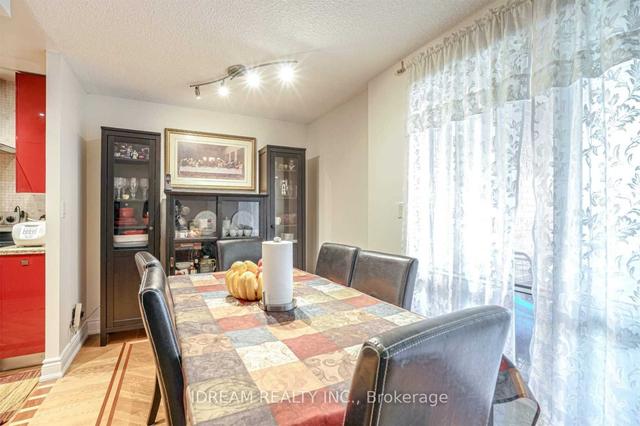 317 - 3025 The Credit Woodlands, Condo with 5 bedrooms, 3 bathrooms and 1 parking in Mississauga ON | Image 12
