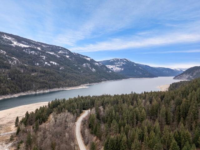306 - 5570 Broadwater Rd, Condo with 4 bedrooms, 4 bathrooms and null parking in Central Kootenay J BC | Image 33