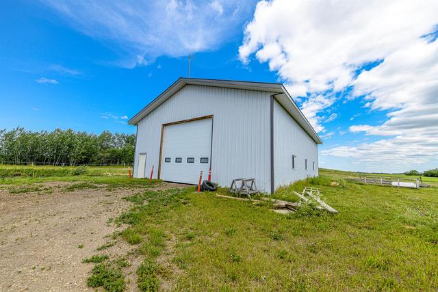 54046 Township Road 783, House detached with 3 bedrooms, 2 bathrooms and null parking in Spirit River No. 133 AB | Image 42