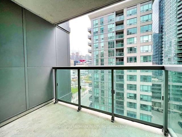 1219 - 25 Lower Simcoe St, Condo with 1 bedrooms, 1 bathrooms and 1 parking in Toronto ON | Image 23