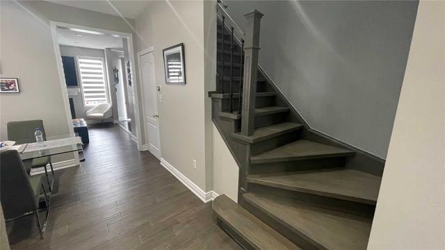 38 Worthington Ave, House detached with 4 bedrooms, 3 bathrooms and 3 parking in Brampton ON | Image 12