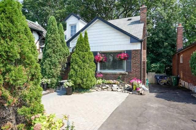 1251 Kingston Rd, House detached with 4 bedrooms, 3 bathrooms and 3 parking in Toronto ON | Image 1