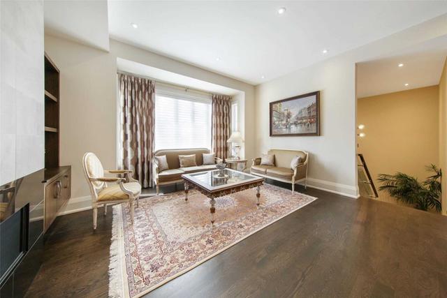 29 Sunshine St, House detached with 4 bedrooms, 5 bathrooms and 6 parking in Toronto ON | Image 24