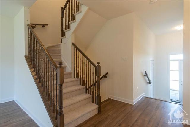 513 Winterset Road, Townhouse with 3 bedrooms, 4 bathrooms and 2 parking in Ottawa ON | Image 12