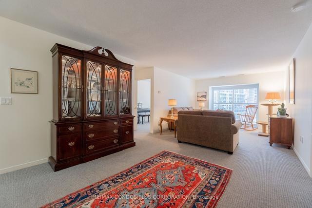 402 - 1387 Bayview Ave, Condo with 2 bedrooms, 2 bathrooms and 1 parking in Toronto ON | Image 3