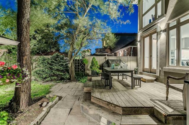 175 Joicey Blvd, House detached with 4 bedrooms, 4 bathrooms and 4 parking in Toronto ON | Image 19