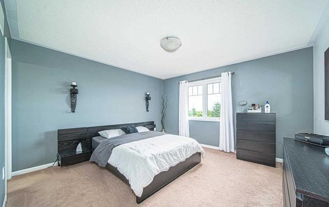 1882 Liatris Dr, House attached with 4 bedrooms, 3 bathrooms and 2 parking in Pickering ON | Image 8