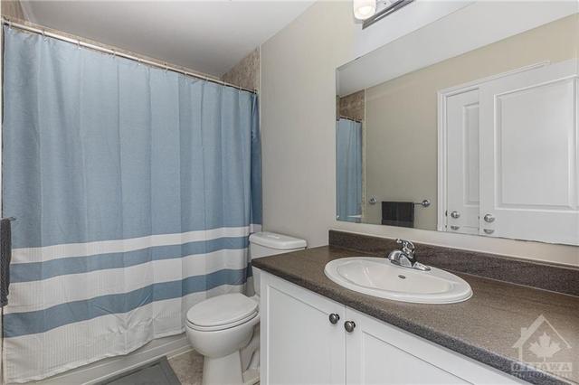 223 Halyard Way, Townhouse with 3 bedrooms, 3 bathrooms and 3 parking in Ottawa ON | Image 17