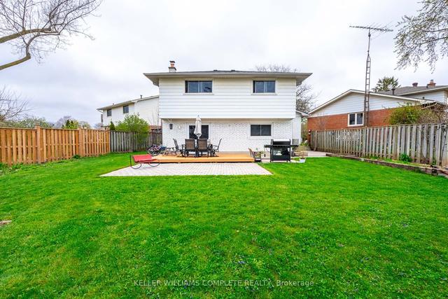 552 Letitia Crt, House detached with 4 bedrooms, 2 bathrooms and 6 parking in Burlington ON | Image 27