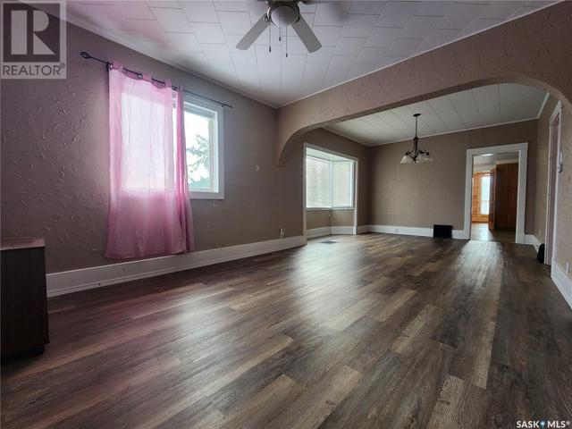 373 3rd Avenue E, House detached with 3 bedrooms, 2 bathrooms and null parking in Melville SK | Image 22