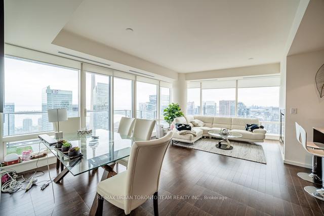 4801 - 180 University Ave, Condo with 2 bedrooms, 3 bathrooms and 1 parking in Toronto ON | Image 21