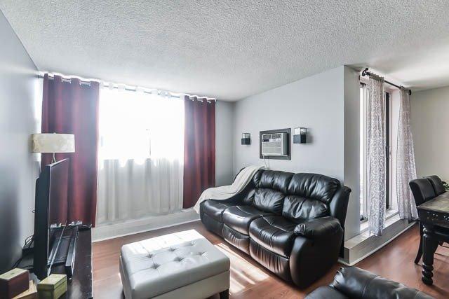 404 - 2900 Battleford Rd, Condo with 2 bedrooms, 1 bathrooms and 1 parking in Mississauga ON | Image 7