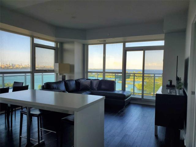 809 - 33 Shore Breeze Dr, Condo with 2 bedrooms, 2 bathrooms and 1 parking in Toronto ON | Image 9