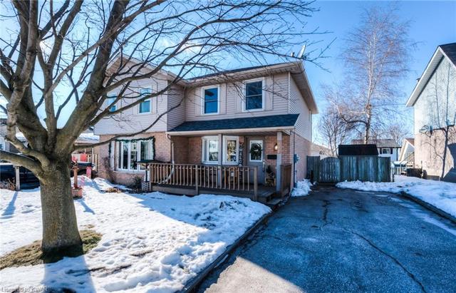792 Elgin Street N, House semidetached with 3 bedrooms, 1 bathrooms and null parking in Cambridge ON | Image 2