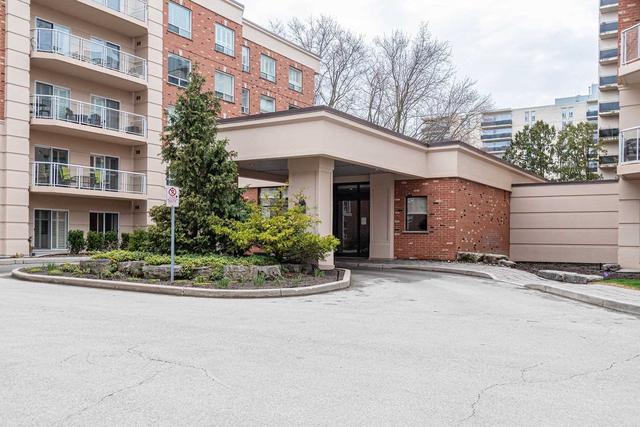 202 - 5188 Lakeshore Rd, Condo with 2 bedrooms, 2 bathrooms and 1 parking in Burlington ON | Image 27