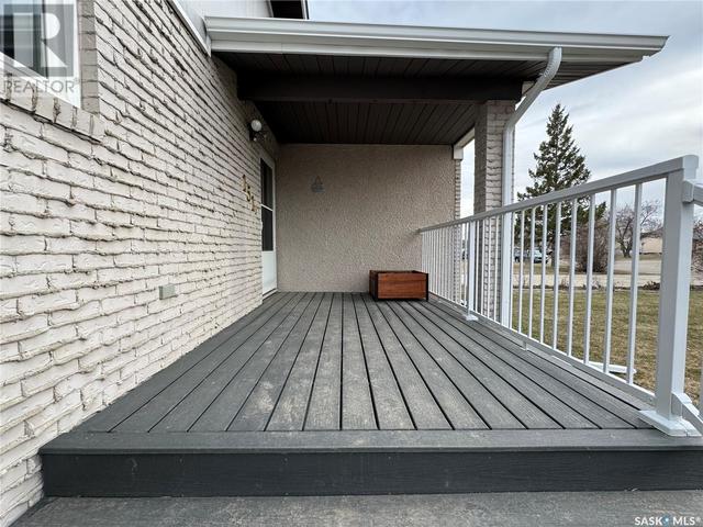 151 Allanbrooke Drive, House detached with 4 bedrooms, 3 bathrooms and null parking in Yorkton SK | Image 4