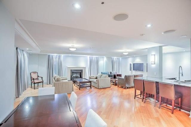 503 - 451 Rosewell Ave, Condo with 2 bedrooms, 2 bathrooms and 1 parking in Toronto ON | Image 5