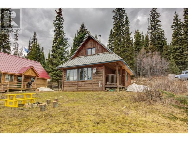 27 - 10250 Dee Lake Road Road, Home with 2 bedrooms, 1 bathrooms and 2 parking in Central Okanagan BC | Image 29