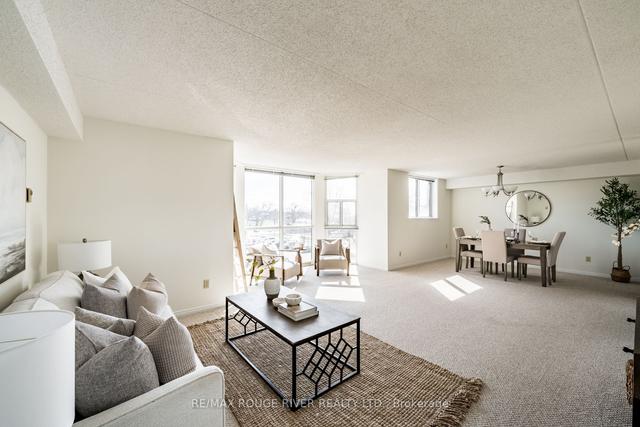 302 - 1 Queen St, Condo with 2 bedrooms, 2 bathrooms and 1 parking in Cobourg ON | Image 11