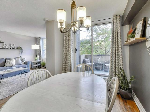 205 - 60 Southport St, Condo with 2 bedrooms, 2 bathrooms and 1 parking in Toronto ON | Image 2