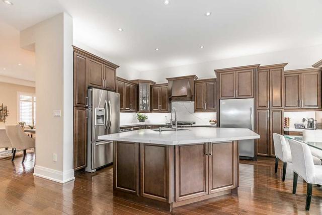 53 Timna Cres, House detached with 4 bedrooms, 6 bathrooms and 7 parking in Vaughan ON | Image 9