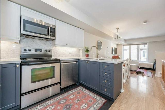 36 - 35 Foundry Ave, Townhouse with 3 bedrooms, 2 bathrooms and 2 parking in Toronto ON | Image 27