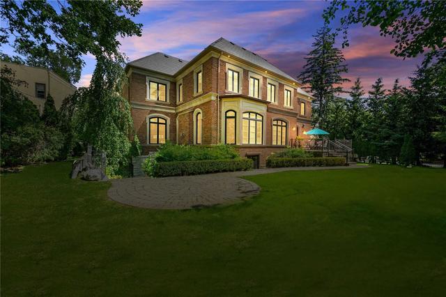 31 Vernham Crt, House detached with 5 bedrooms, 8 bathrooms and 7 parking in Toronto ON | Image 30