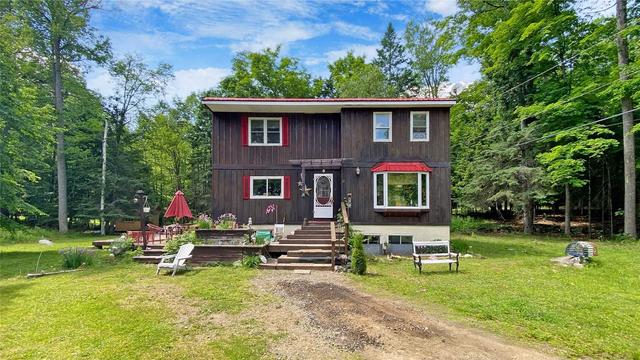 1011 Birchcroft Rd, House detached with 4 bedrooms, 2 bathrooms and 4 parking in Lake of Bays ON | Image 1