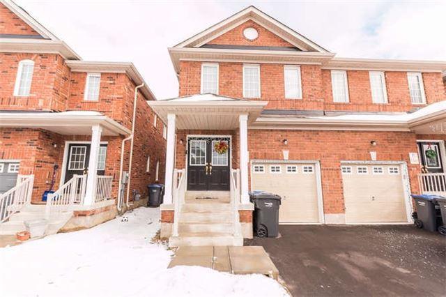 97 Heartview Rd, House semidetached with 3 bedrooms, 4 bathrooms and 2 parking in Brampton ON | Image 1