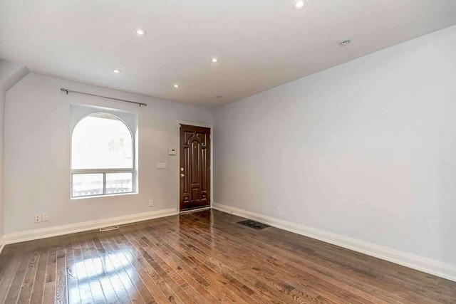 257 Claremont St, House attached with 2 bedrooms, 2 bathrooms and 0 parking in Toronto ON | Image 40