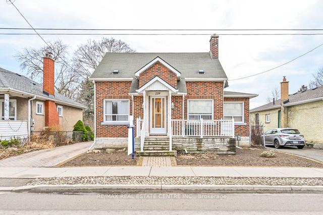 139 York Rd, House detached with 4 bedrooms, 3 bathrooms and 5 parking in Guelph ON | Image 1