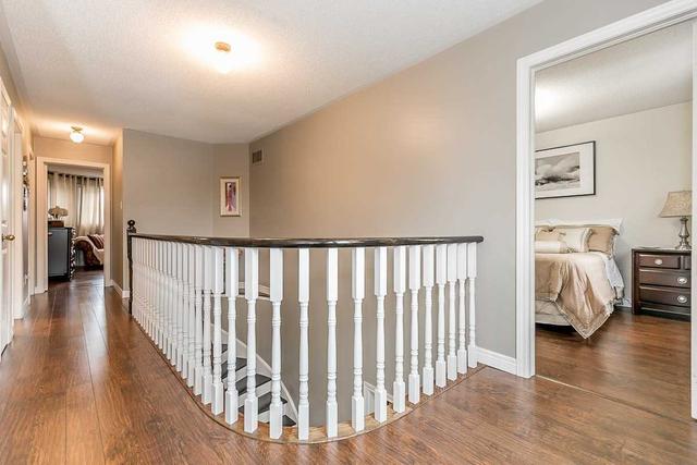 94 Bishop Dr, House detached with 4 bedrooms, 4 bathrooms and 4 parking in Barrie ON | Image 7
