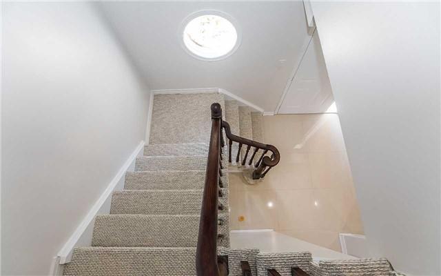 12 Vivians Cres, House detached with 3 bedrooms, 2 bathrooms and 2 parking in Brampton ON | Image 11