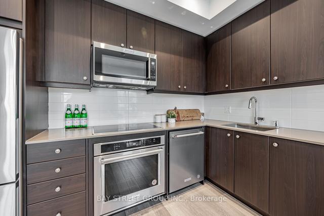 9 - 52 Holmes Ave, Townhouse with 2 bedrooms, 2 bathrooms and 1 parking in Toronto ON | Image 7
