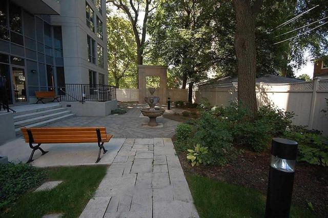 1002 - 70 High Park Ave N, Condo with 2 bedrooms, 2 bathrooms and 1 parking in Toronto ON | Image 9