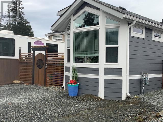 2144 Henderson Lake, House other with 1 bedrooms, 1 bathrooms and 2 parking in Nanaimo BC | Image 1