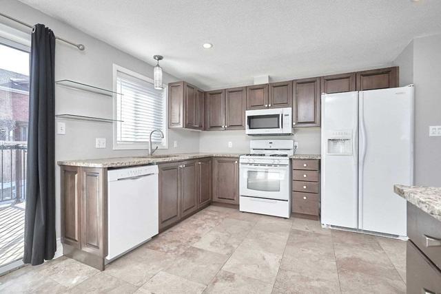 211 Columbia Rd, House detached with 2 bedrooms, 2 bathrooms and 4 parking in Barrie ON | Image 12