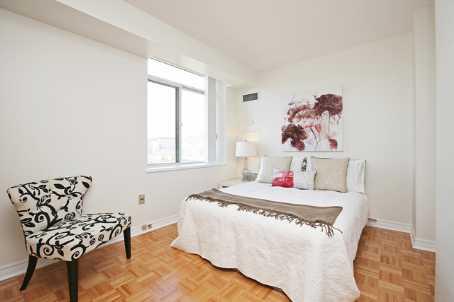 801 - 70 Mill St, Condo with 3 bedrooms, 2 bathrooms and 1 parking in Toronto ON | Image 5