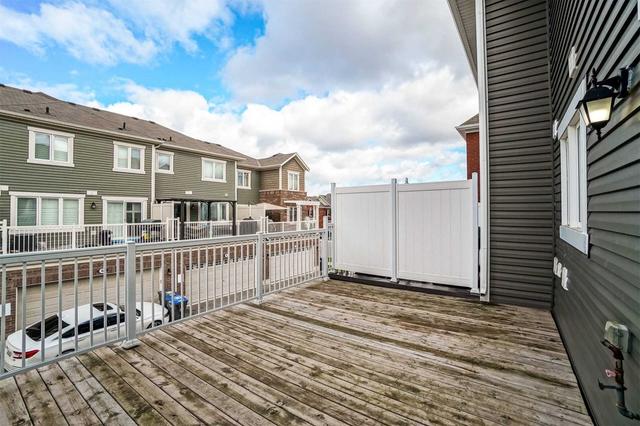 6 Allium Rd, House attached with 3 bedrooms, 3 bathrooms and 2 parking in Brampton ON | Image 10