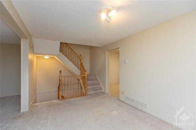 1838 Summerfields Crescent, Townhouse with 3 bedrooms, 3 bathrooms and 2 parking in Ottawa ON | Image 10