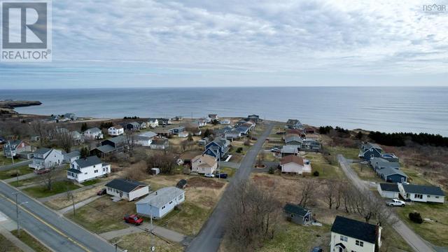 246 South Street, House detached with 4 bedrooms, 2 bathrooms and null parking in Cape Breton NS | Image 2