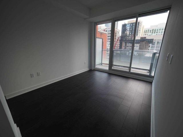901 - 125 Blue Jays Way, Condo with 1 bedrooms, 1 bathrooms and 0 parking in Toronto ON | Image 4