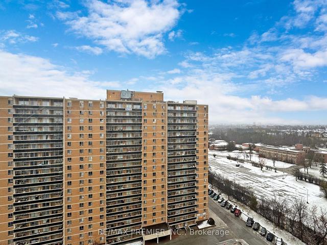 1611 - 40 Panorama Crt, Condo with 3 bedrooms, 2 bathrooms and 1 parking in Toronto ON | Image 29