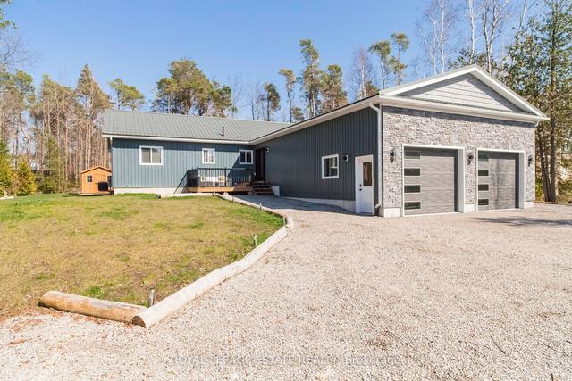 31 Pine Forest Dr, House detached with 3 bedrooms, 2 bathrooms and 10 parking in South Bruce Peninsula ON | Image 1