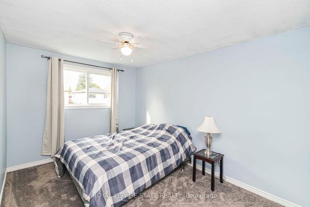 322 East 24th St, House detached with 3 bedrooms, 2 bathrooms and 2 parking in Hamilton ON | Image 16