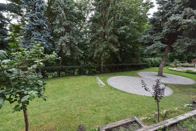 91 Comay Rd, House detached with 4 bedrooms, 4 bathrooms and 5 parking in Toronto ON | Image 19