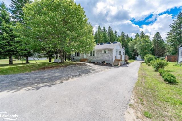 71 Doe Lake Road, House detached with 3 bedrooms, 2 bathrooms and 6 parking in Armour ON | Image 2