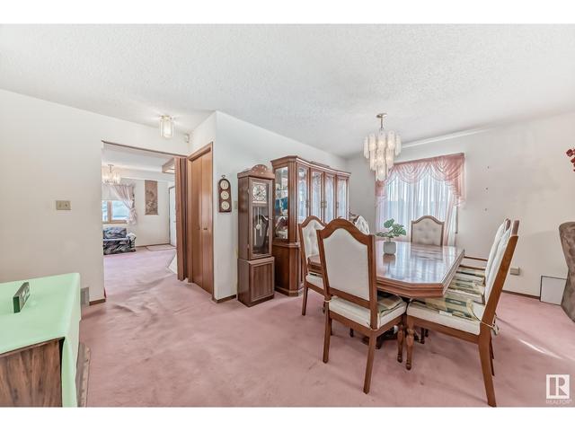 9647 106a Av Nw, House detached with 6 bedrooms, 3 bathrooms and 4 parking in Edmonton AB | Image 9